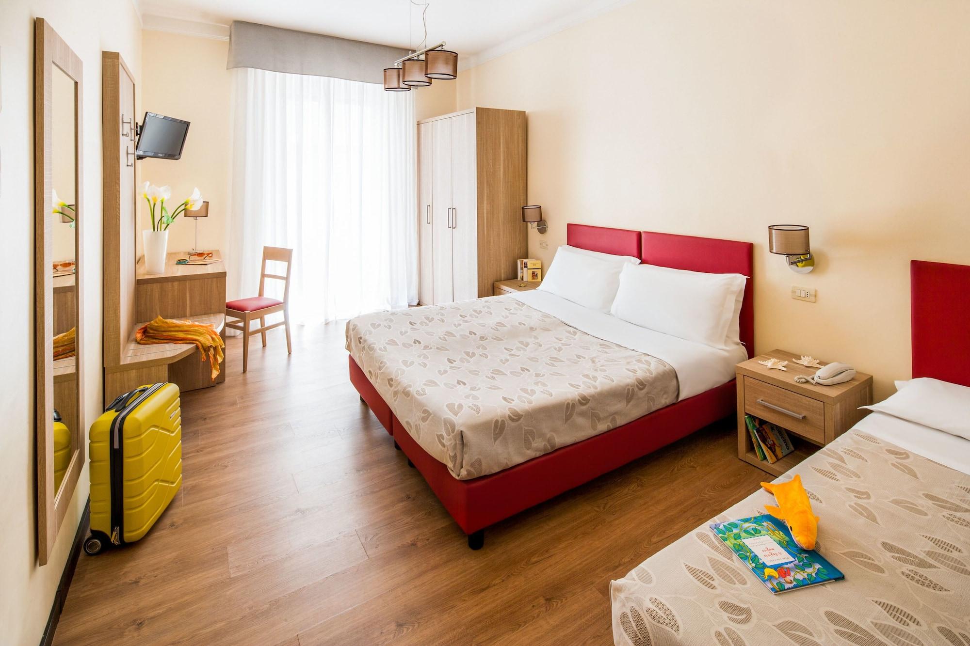 Hotel Centrale Curtis Alassio Buitenkant foto